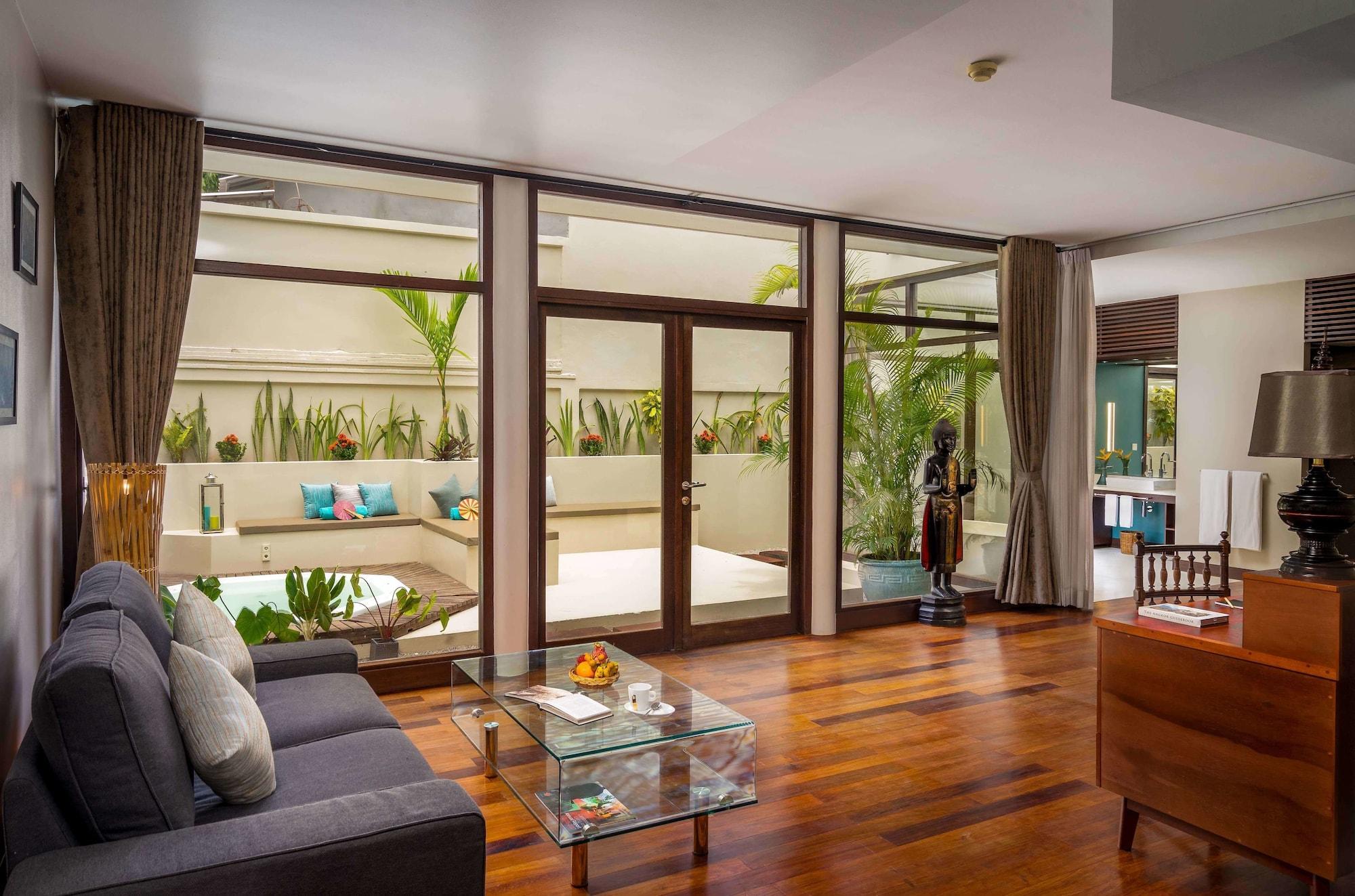 Heritage Suites Hotel Siem Reap Exterior foto