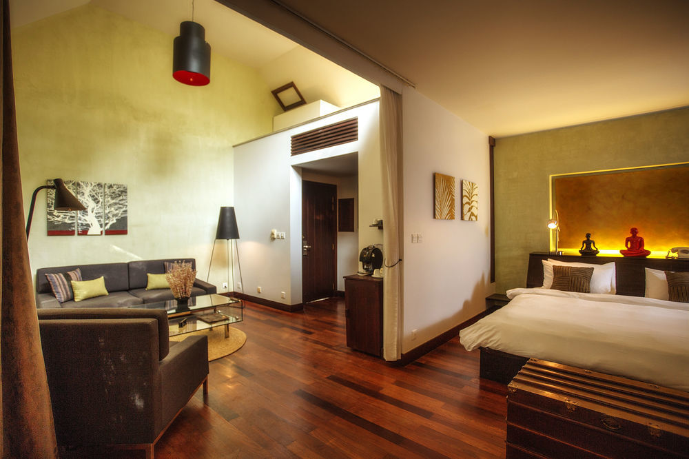 Heritage Suites Hotel Siem Reap Exterior foto