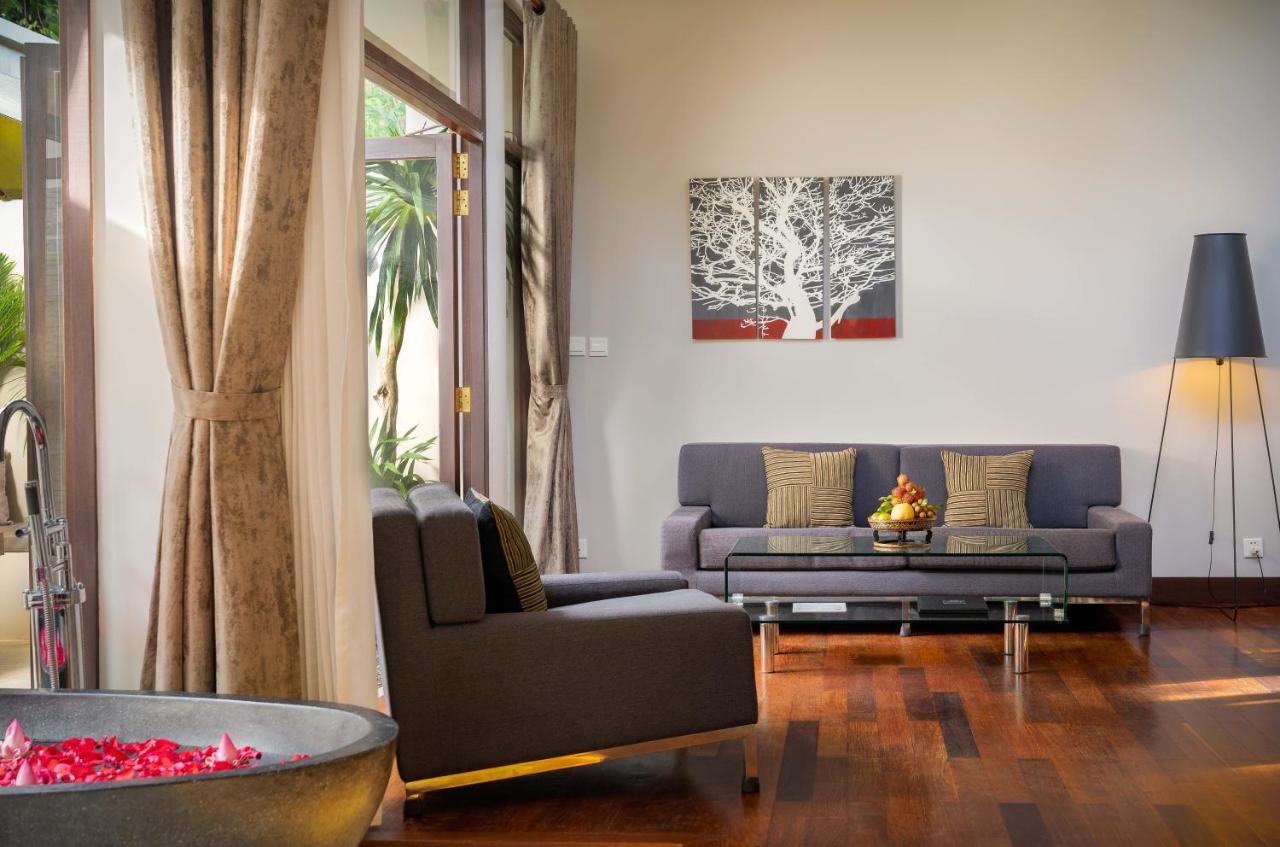 Heritage Suites Hotel Siem Reap Exterior foto